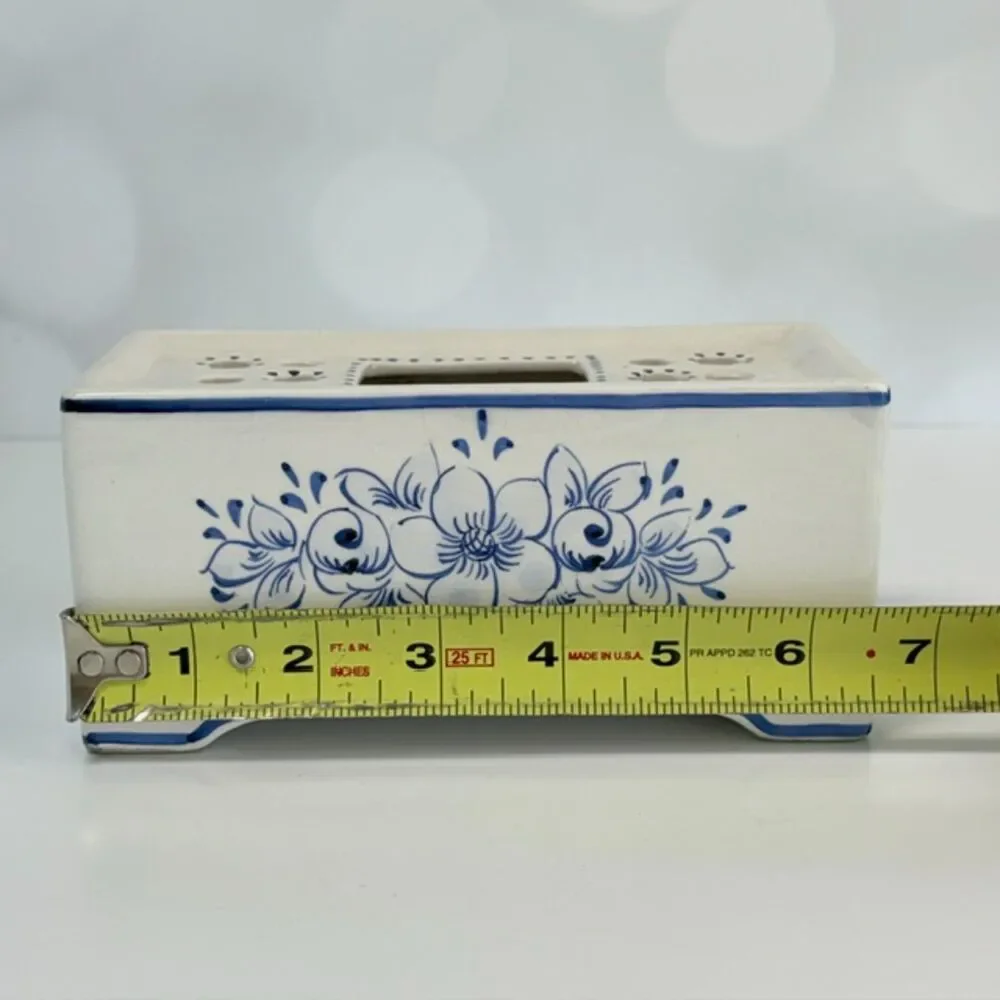 Vintage ELPA Alcobaca S.A. Leart Co Blue White Flower Brick Vase Portugal 558